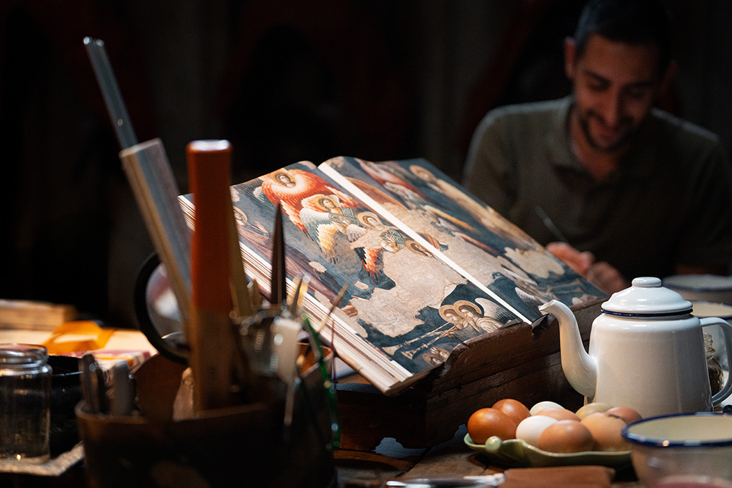 Offer Monastic Art Carosello 01