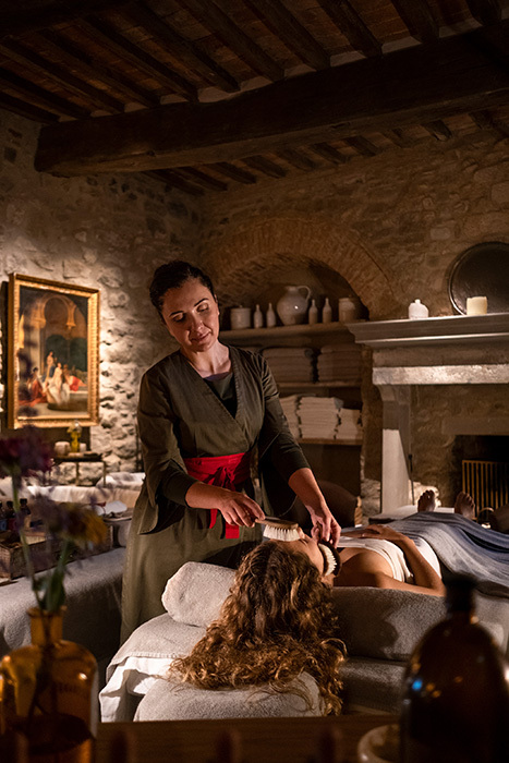 Reschio Essence of Wellness Hotel Offer Carosello 01