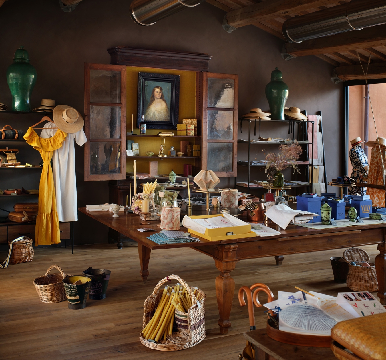 11 image square collection desktop