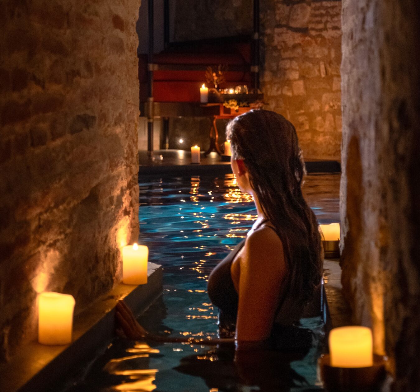 02 image text big bathhouse desktop