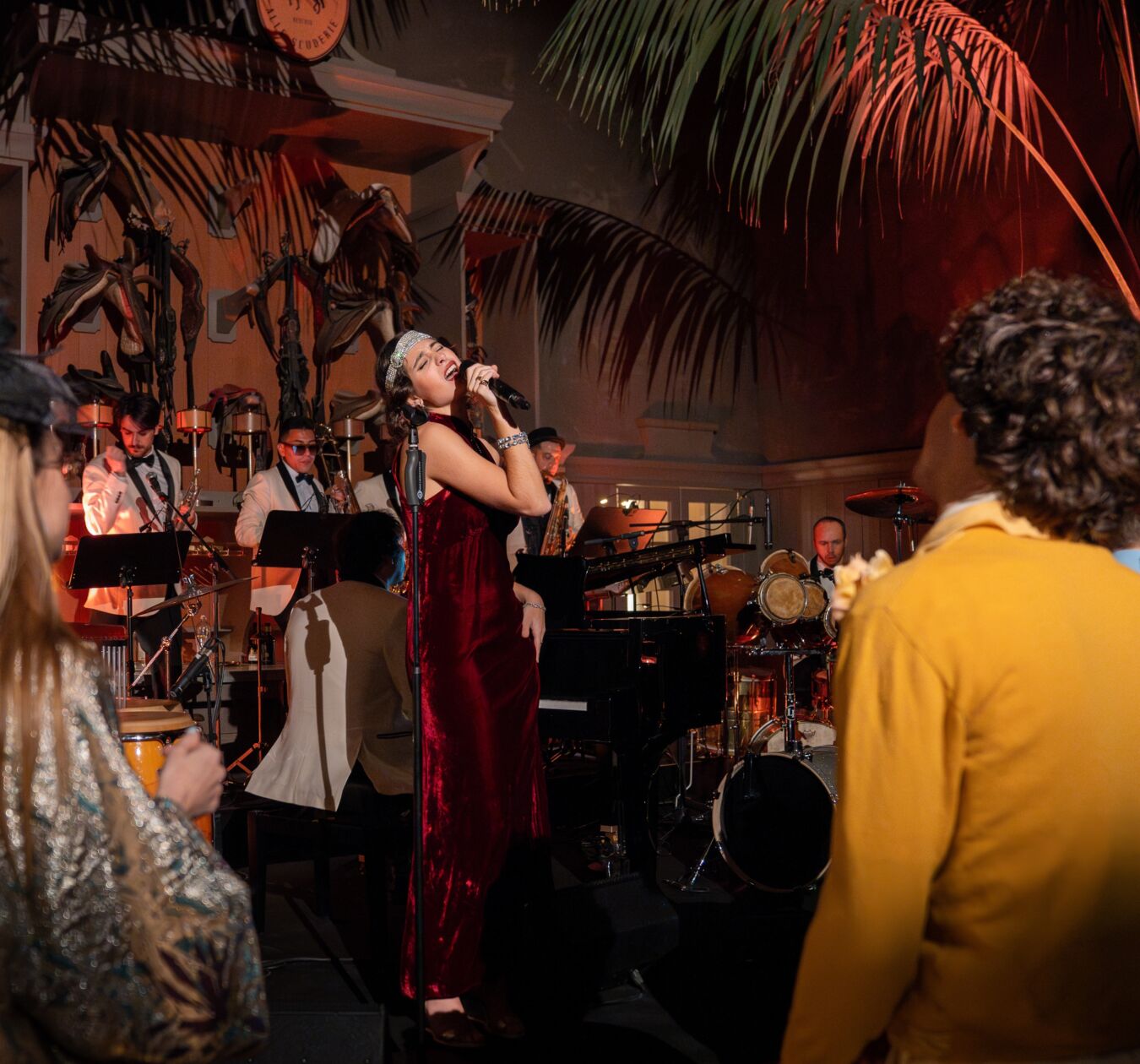 03 image HHT text big double media desktop