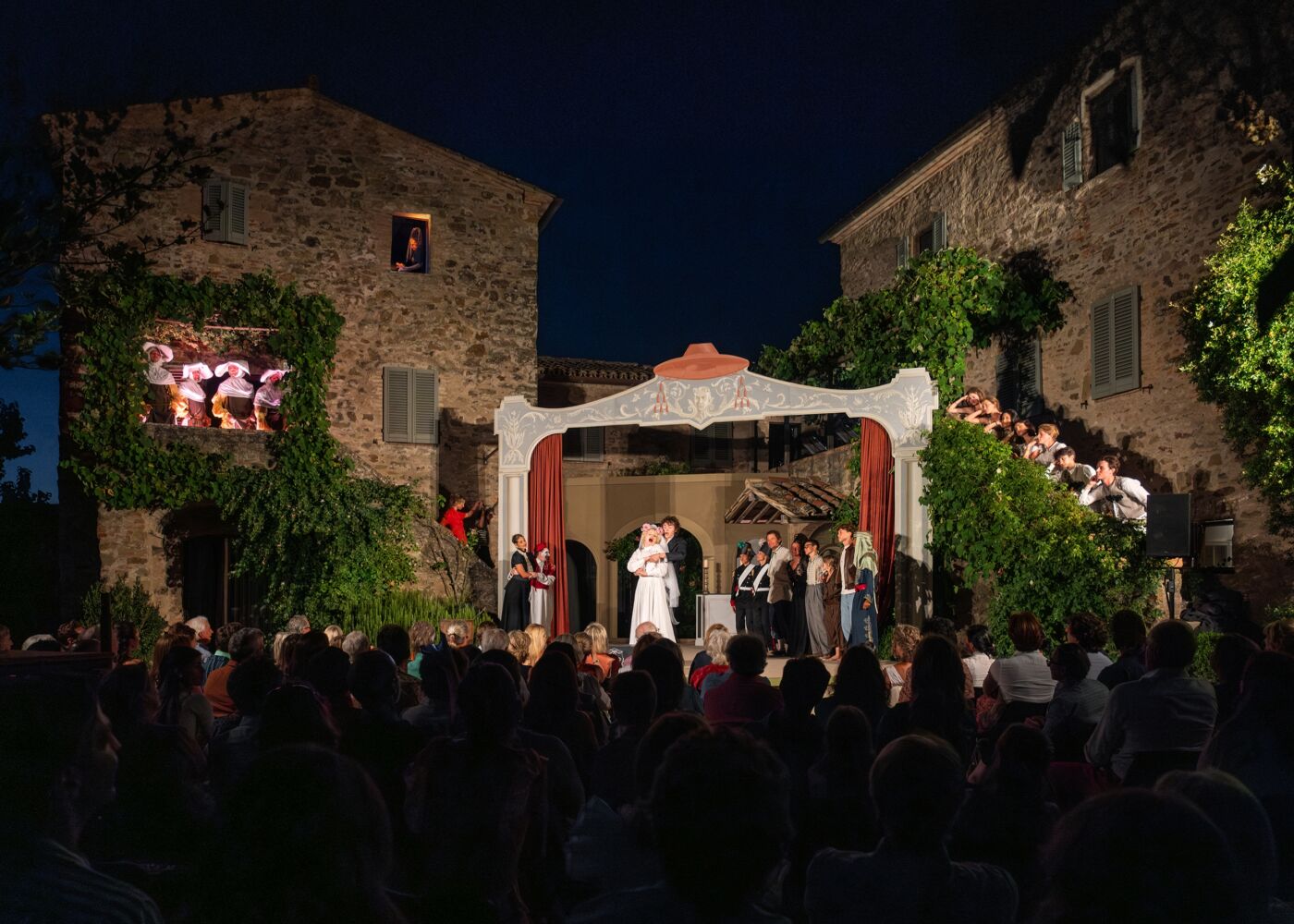 05 parallax media big hht desktop