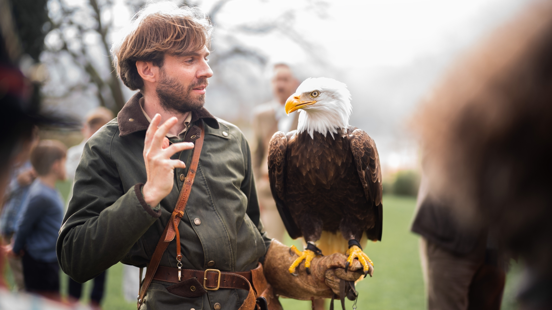 01 image media full spring affair desktop