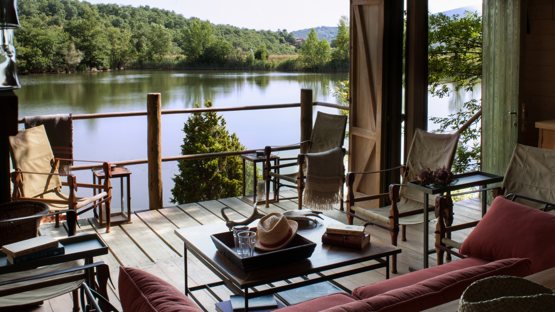 07 image full lake cabin desktop