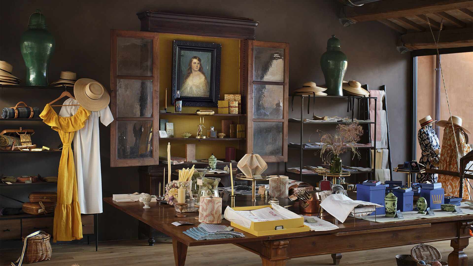 Copertina TWL Aug 25