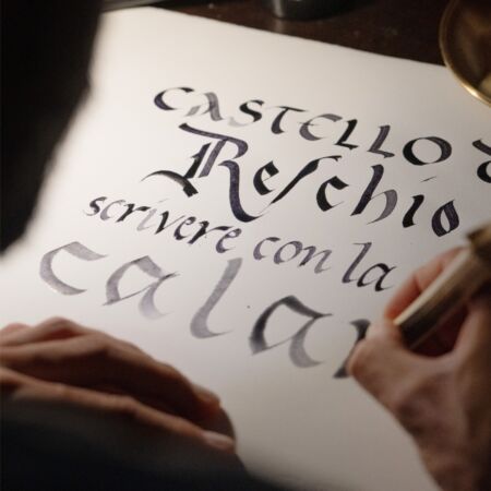 02 image HHH text small double media