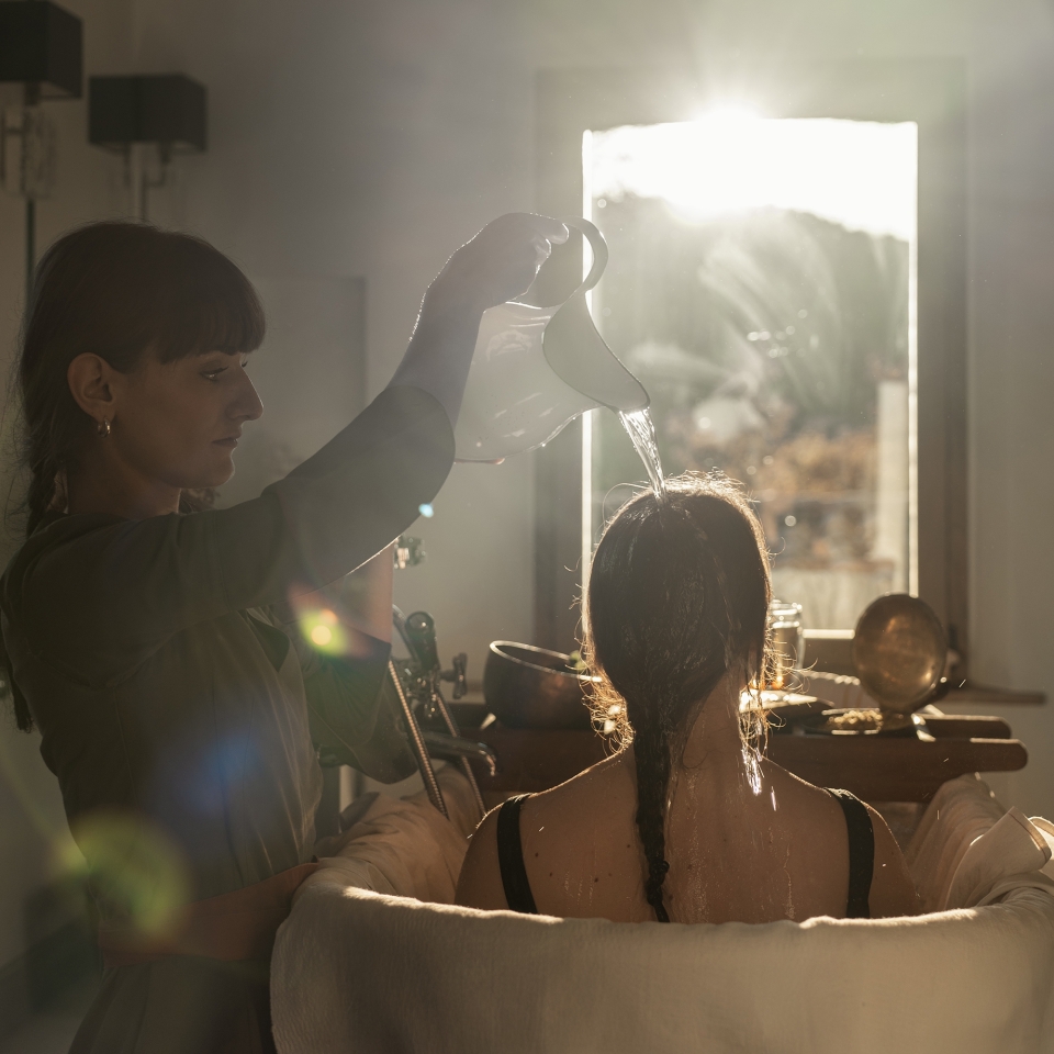 02 image double 50 50 bathhouse 1