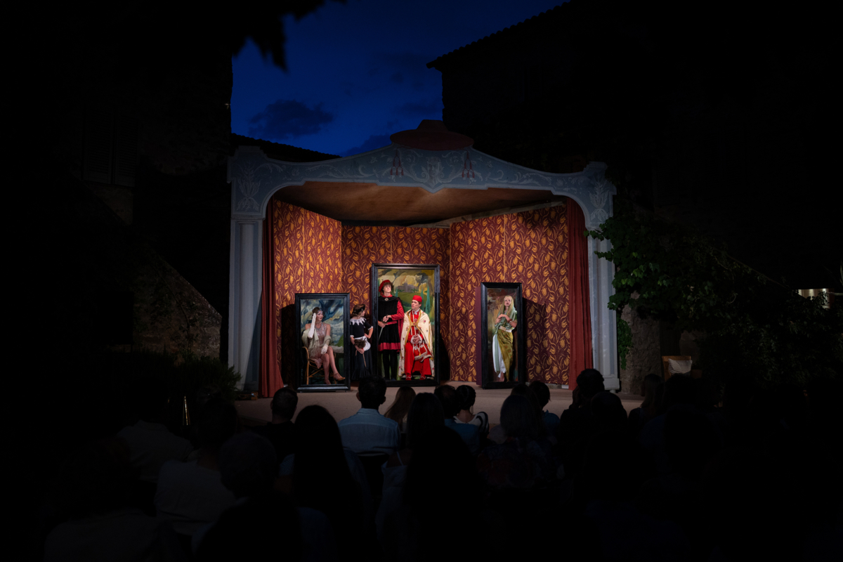 01 open air thatre gallery