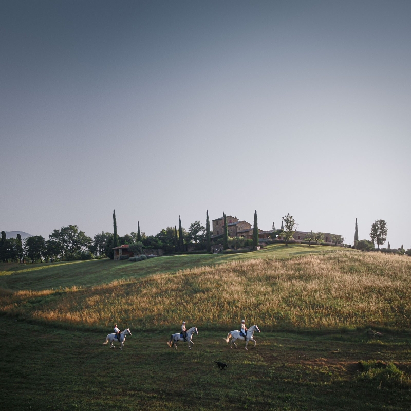 03 reschio stables gallery