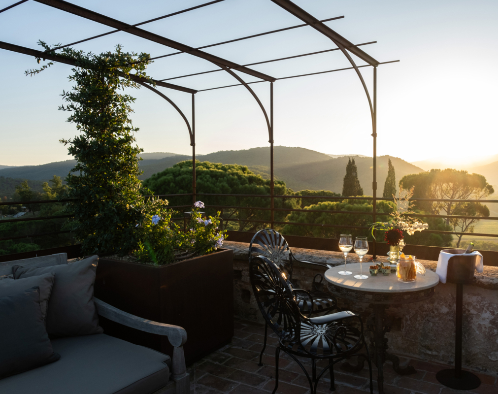 08 tower suite slider 2