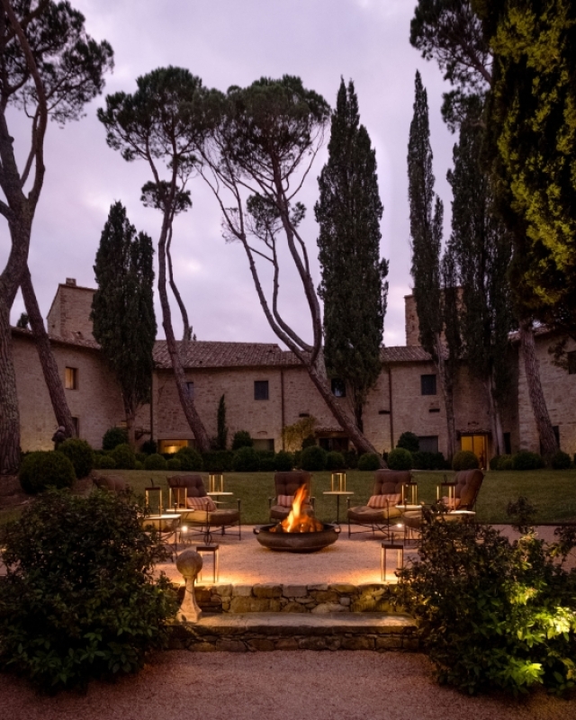 Stay Longer and Save carosello 06