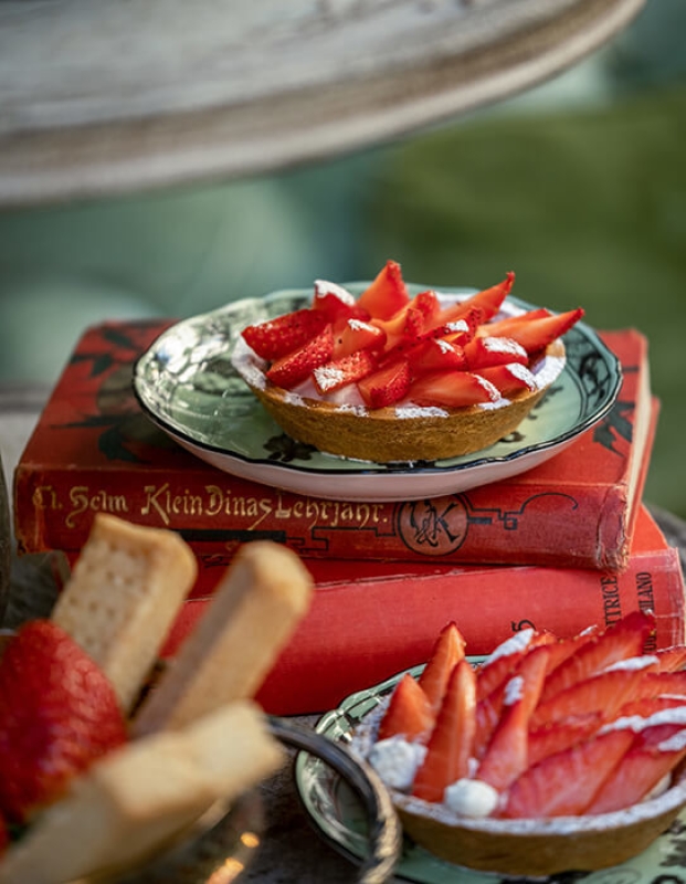 March 2022 horizontal 3