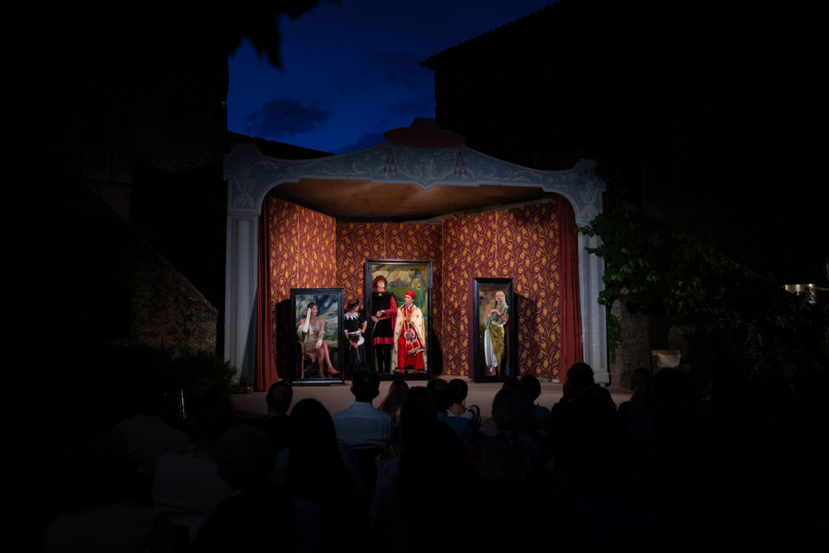 01 open air thatre gallery