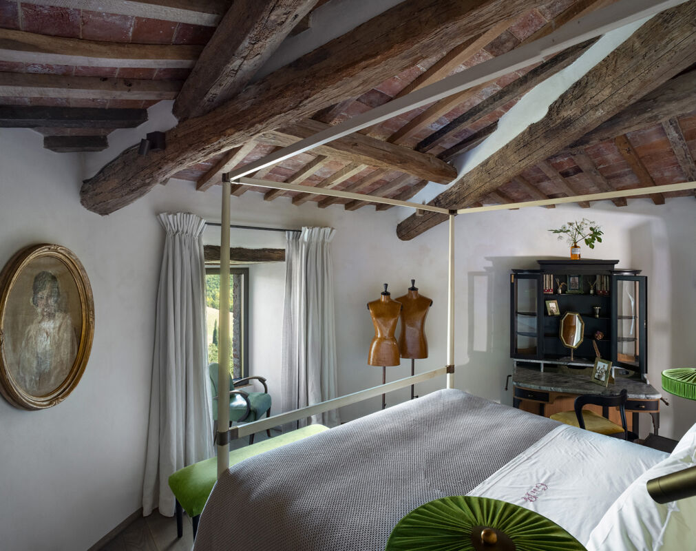 08 tower suite slider 3