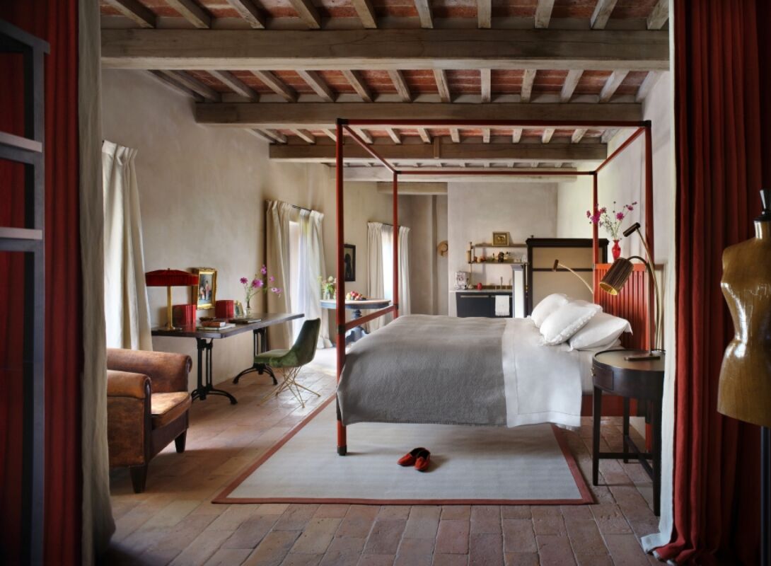 Stay Longer and Save carosello 05