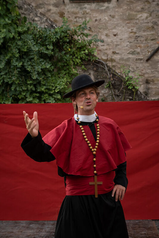 September 2022 horizontal 4